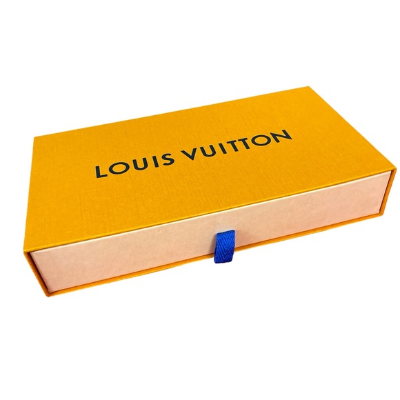 Lemon Cream Louis Vuitton Vernis Snap Wallet with Dusty and Drawer Box with Pull - Picture 2 of 16